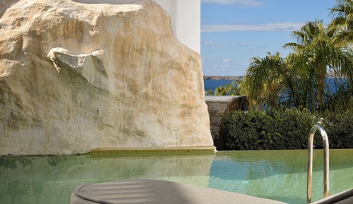 Exclusive Suite, 2 Bedrooms, Private Pool, Partial Sea View