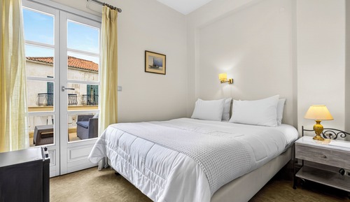 Comfort Triple room with Balcony and Terrace