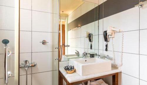 Double Room with Pool View