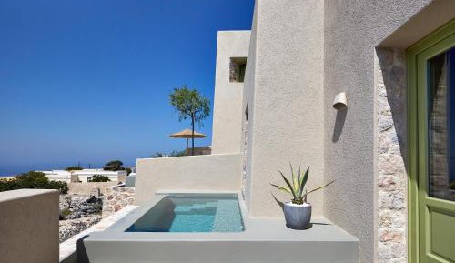 Senior Suite Sea View with Plunge Pool