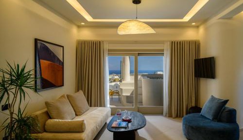 Premium 2 Bedroom Villa with Hot Tub and Sea View 