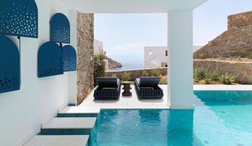 Hideaway Sea View Villa with Private Pool and Outdoor Jetted Tub