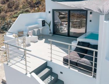 Junior Suite with Private Pool