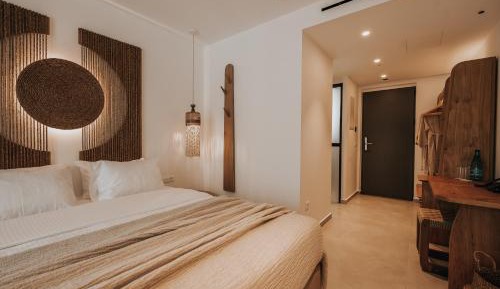 Junior Suite with Garden View