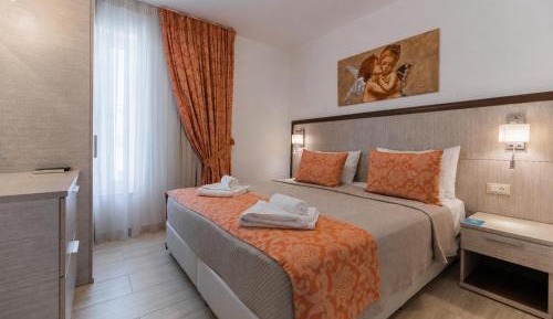 Double or Twin Room with Sea View