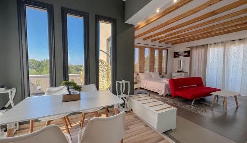Deluxe Villa