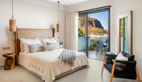 Deluxe Suite with Sea View