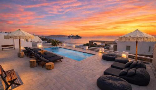 Deluxe Double Room with Balcony and Sea View