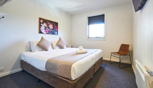 Queen Suite