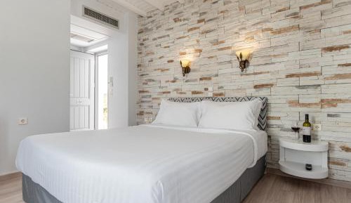Standard Room with Garden view