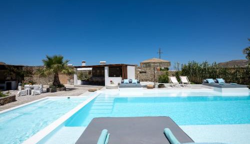 Suite with Pool View