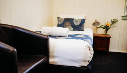 Single Room with Shared Bathroom