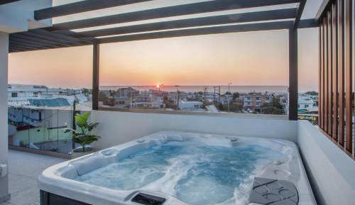 King Suite with Spa Bath