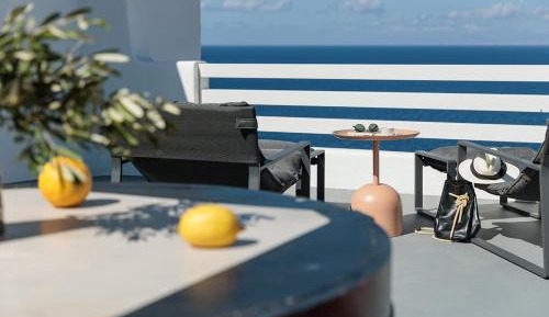 Queen Room with Sea View