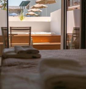 Superior Studio with Hot Tub