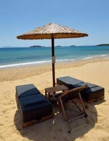 Deluxe Double Room with Side Sea View