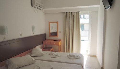 One-Bedroom Apartment (2 - 3 Adults)