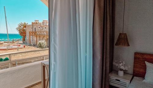 Double Room with Balcony and Sea View