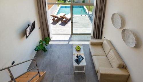 One-Bedroom Villa