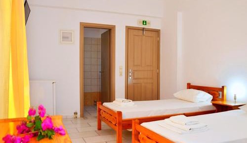 Basic Triple Room
