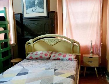 Economy Triple Room with Shared Bathroom