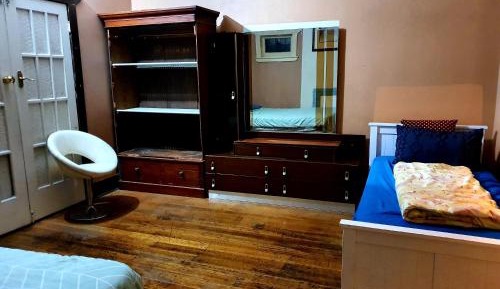 Mixed Dormitory Room
