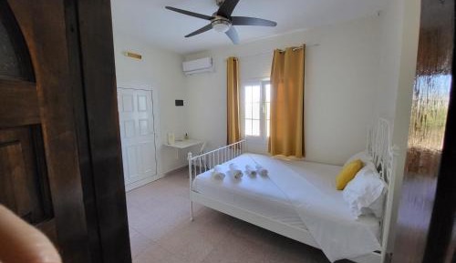 Queen Room with Garden View