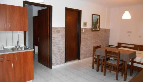 Family Apartment ( 2 Adults + 2 Children)