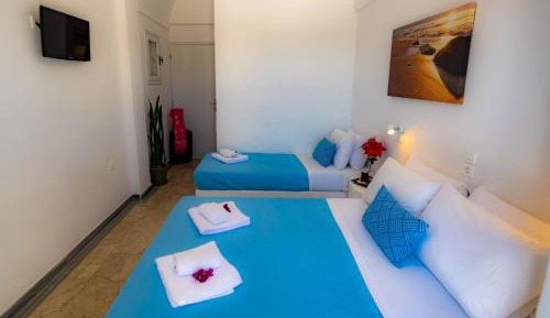 Triple Room with Sea View
