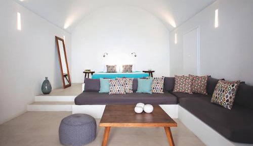 Pool Suite with Caldera View