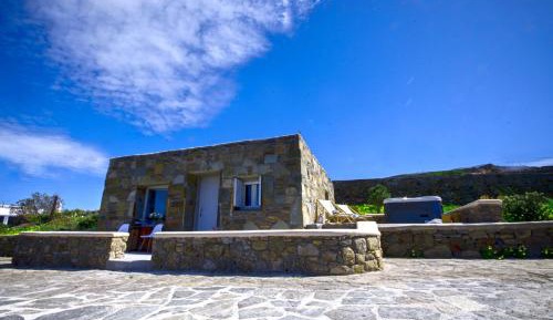 Paradisia Apartment with Private Hot tub