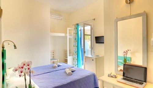  Comfortable Double Room with Sea View