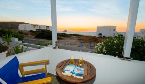 Studio with Sea View 2/3