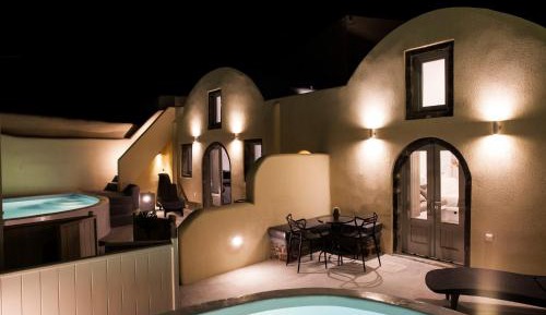Suite with Private Pool