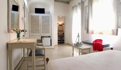 Standard Double or Twin Room with Garden View