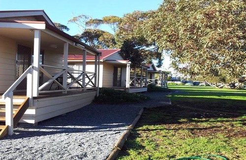 Cape Jervis Hotel | Cape Jervis Holiday Units
