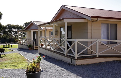 Cape Jervis Hotel | Cape Jervis Holiday Units