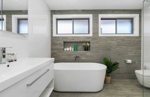 Sanctuary Point House | Sanctuary Coastal Oasis - Spa + Home Gym