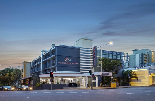 Spring Hill Hotel | The Metropolitan Spring Hill