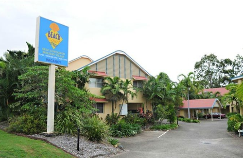 Cannonvale Hotel | at Beach Court Holiday Villas