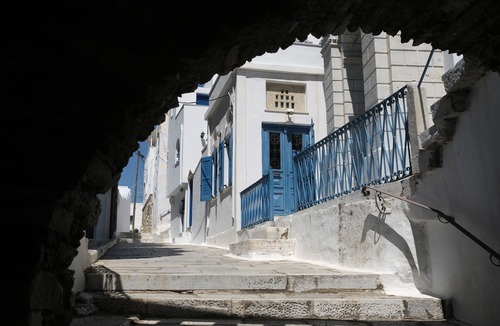 Kardiani Hotel | Living Theros Luxury Suites