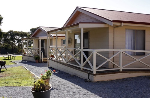 Cape Jervis Hotel | Cape Jervis Holiday Units