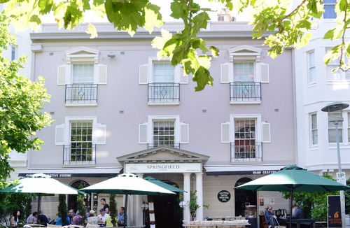 Kings Cross Hotel | Springfield Lodge