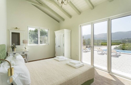 Ayios Kirikos Villa | Villa Archimedes - Seven Bedroom Villa, Sleeps 15