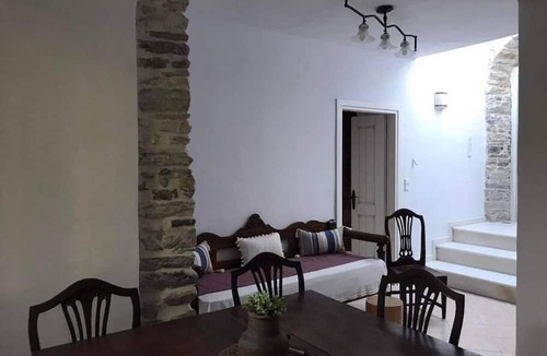 Filoti House | Giannakis Filoxenia