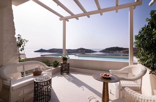 Vourkari Hotel | Ydor Hotel & Spa