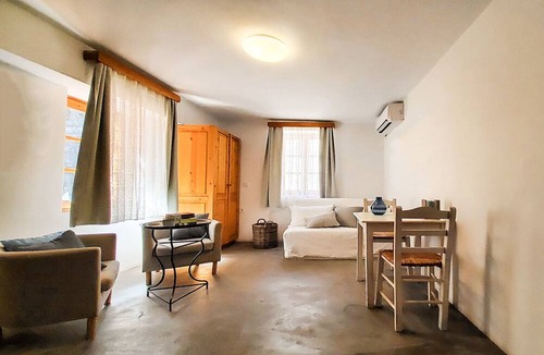 Rhodes Old Town House | Saint George Studios