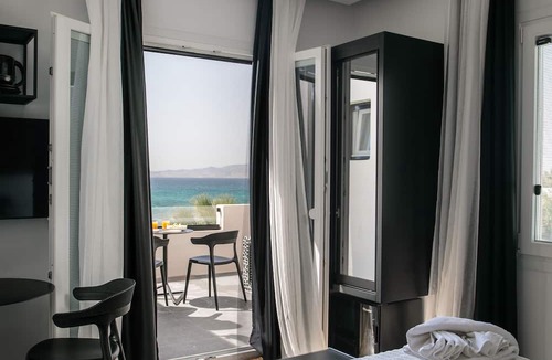 Kastraki Hotel | Eden Beachfront Residences & Suites