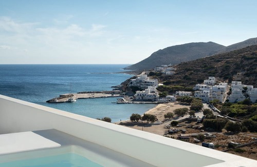 Alopronia Hotel | Zetine Suites Sikinos