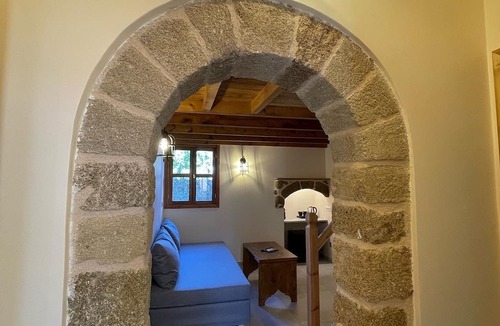 Rhodes Old Town Bed & Breakfast | Midgard Suites - Medieval Town